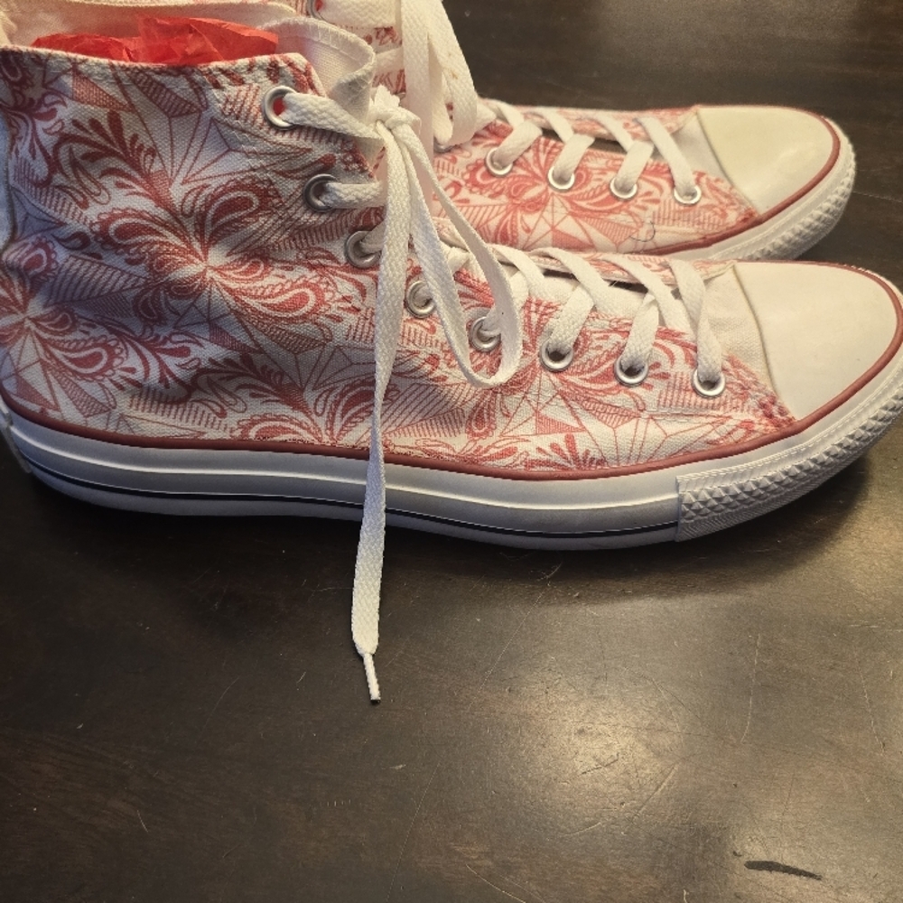 Red and White Print Converse Unisex High-Top Sneakers Mens 12 Womens 14
